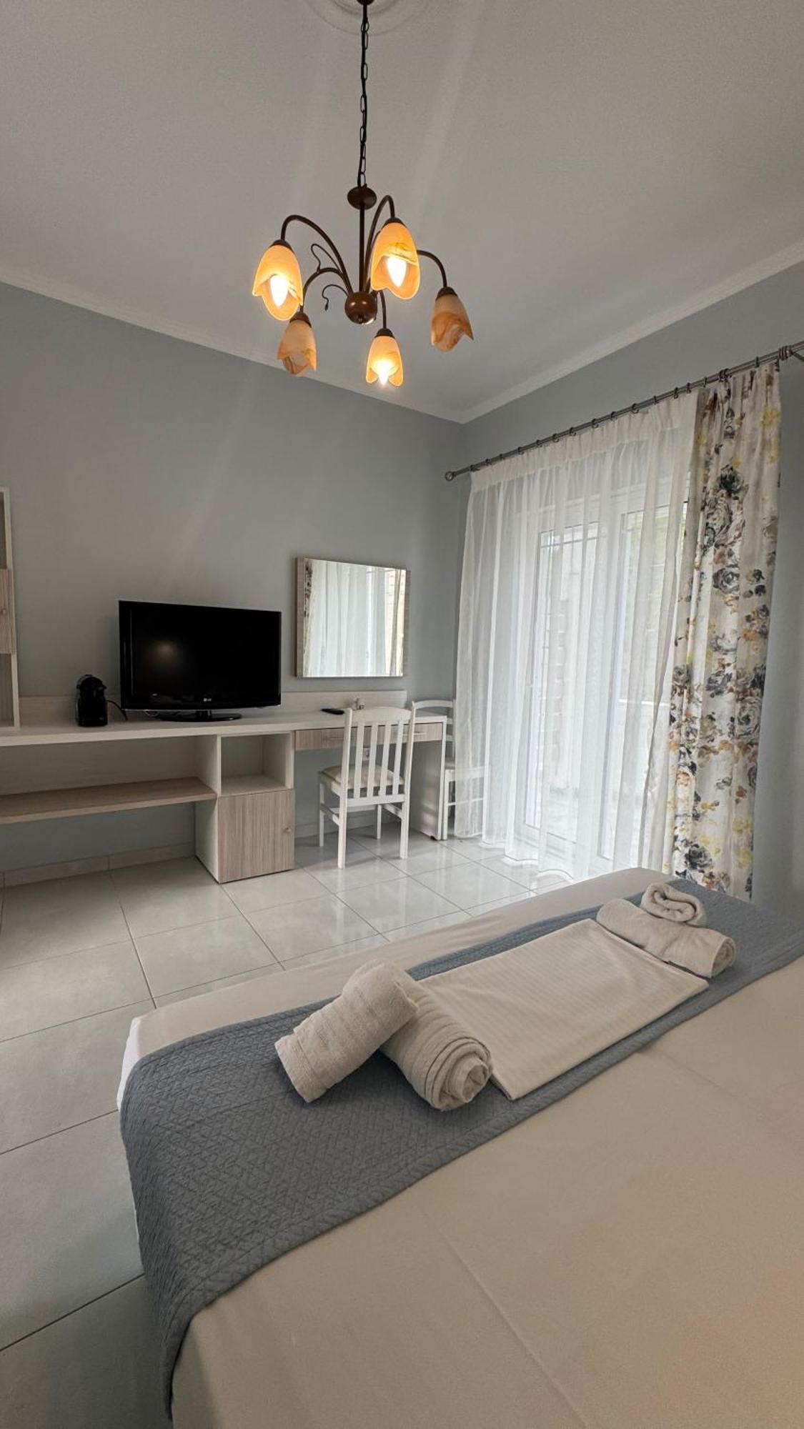 Diaporos Hotel Вурвуру Екстер'єр фото